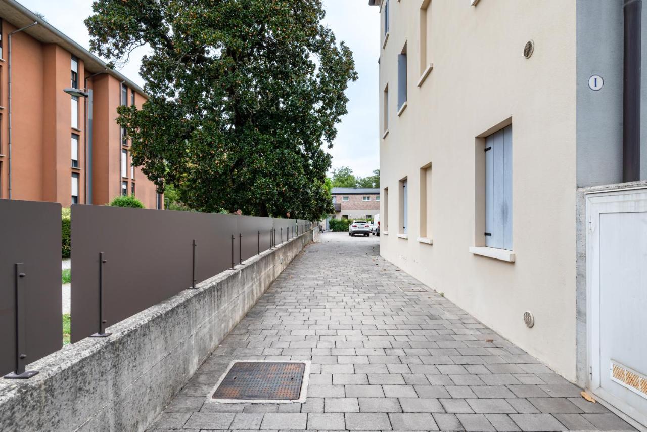 Corte Cappuccina 14 Elegant Apt Con Parcheggio! Padua Buitenkant foto