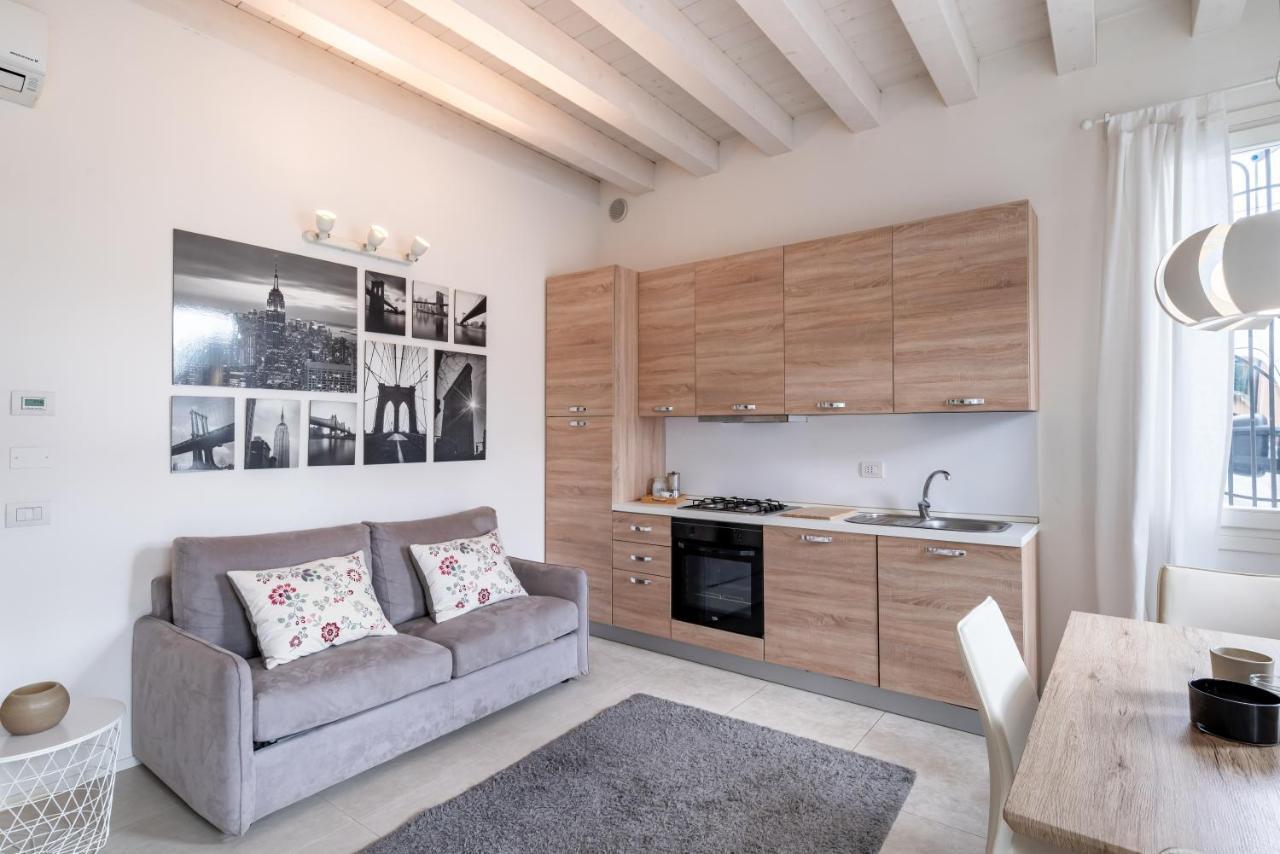 Corte Cappuccina 14 Elegant Apt Con Parcheggio! Padua Buitenkant foto